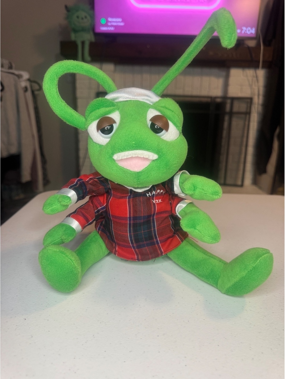 Vintage plush cricket that says happy y2k